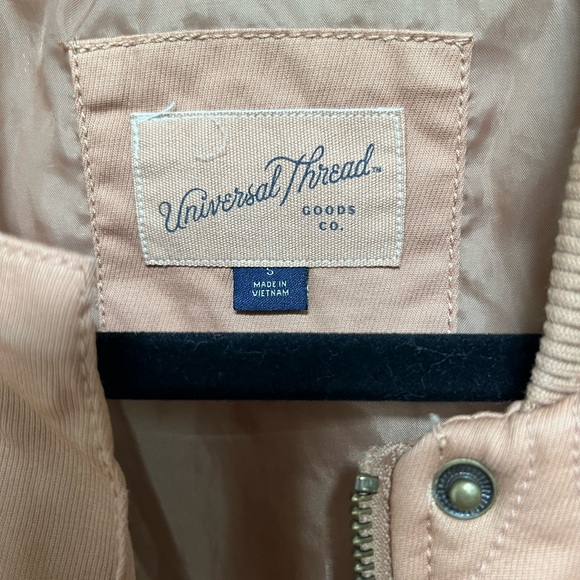 New, never worn but took tags off - Picture 2 of 2